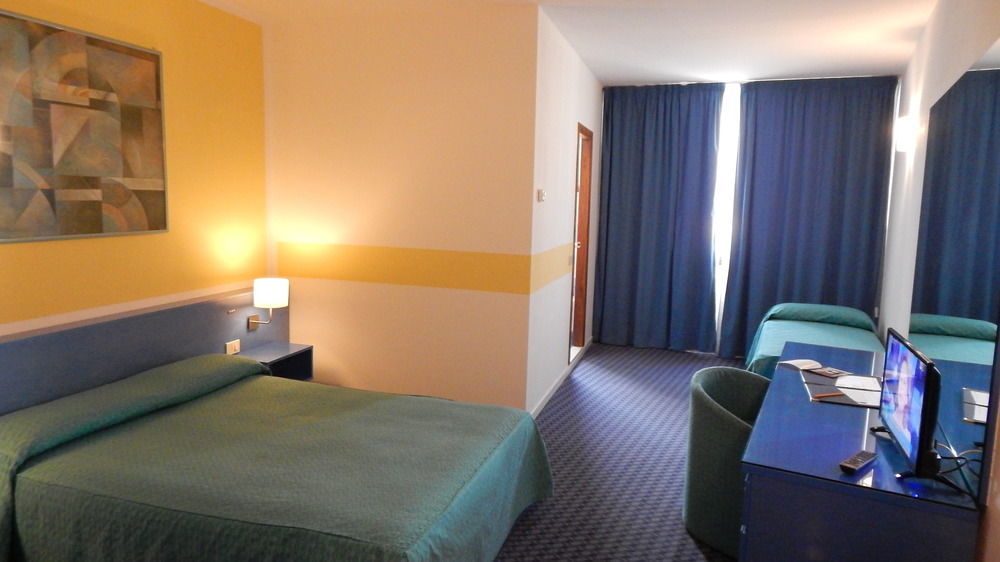 Hotel&Residence Castelli Montecchio Maggiore Esterno foto